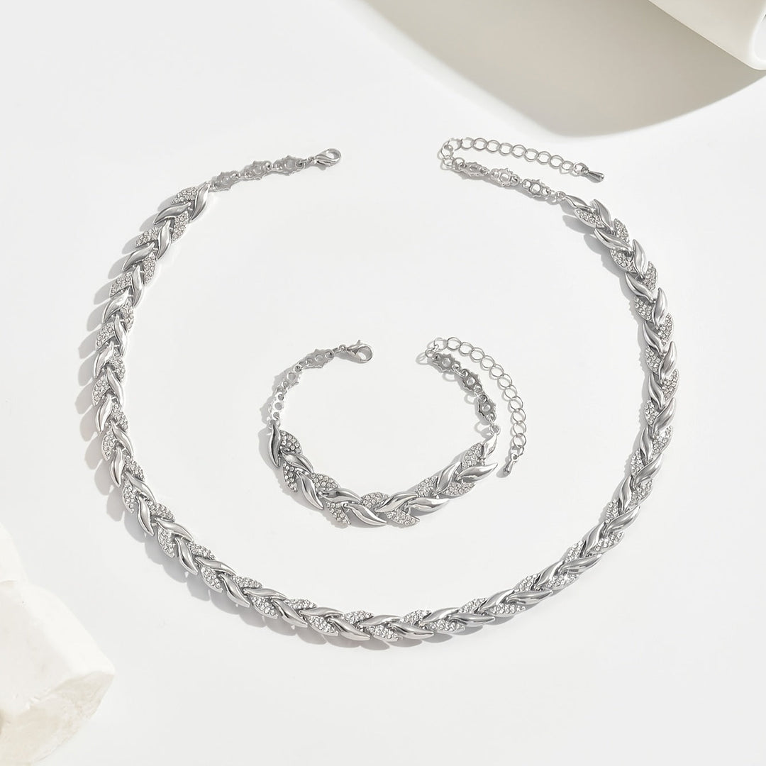 Claudine™ | Handmade fishtail pendant