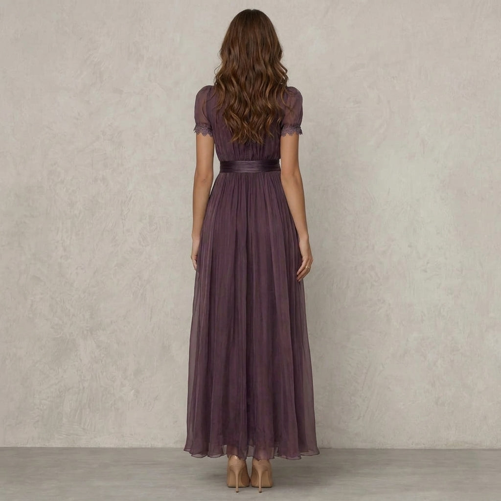 Flavia | Long dress with lace collar