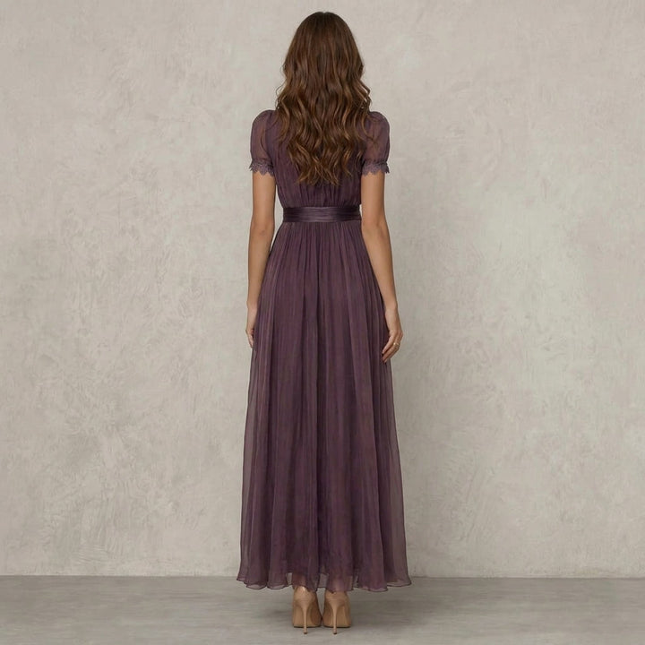 Flavia | Long dress with lace collar